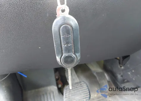 2017 Ram Promaster 1500 Low Roof 136 Wb z USA, uszkodzony, nr VIN 3C6TRVAG8HE540721